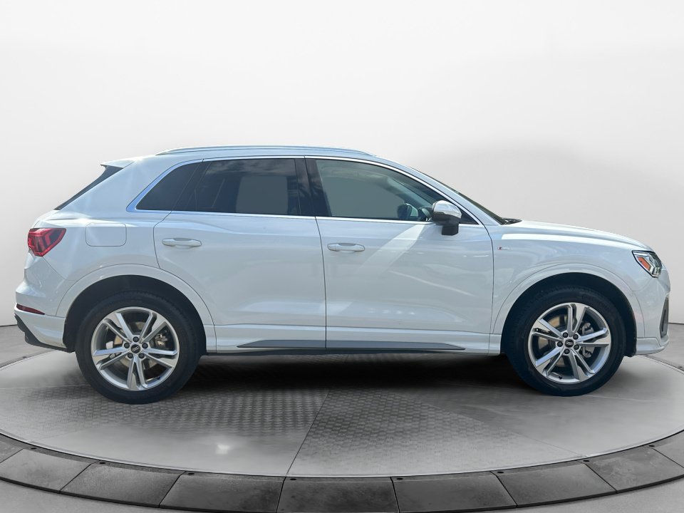 Certified 2023 Audi Q3 2.0T Premium Plus AWD/4WD image 8