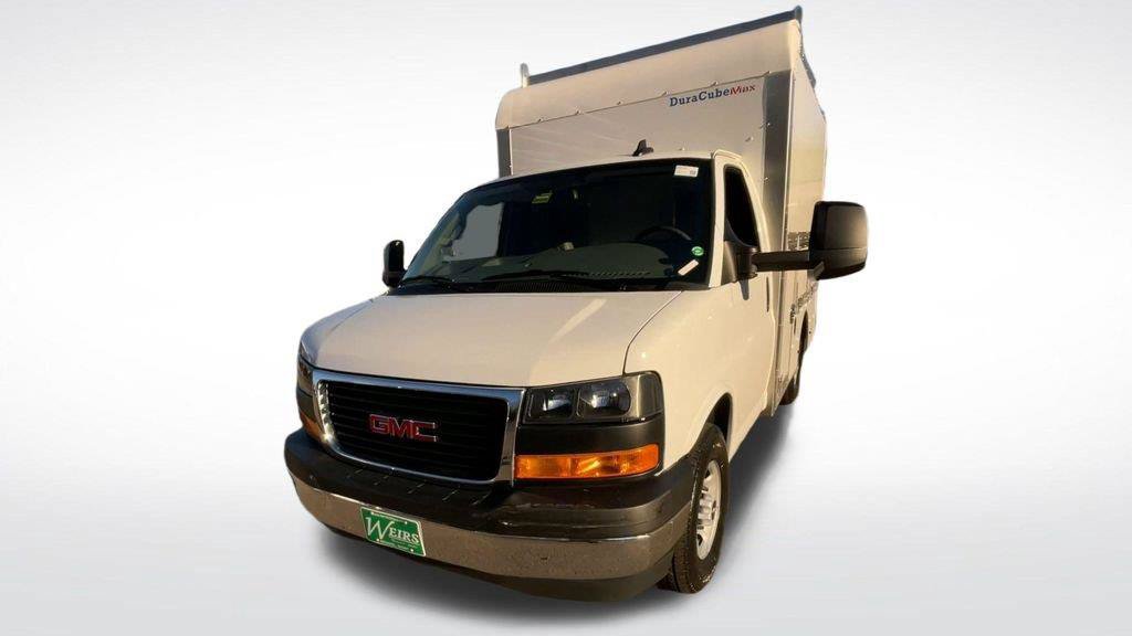New 2025 GMC Savana 3500 w/ Power Convenience Package RWD image 5