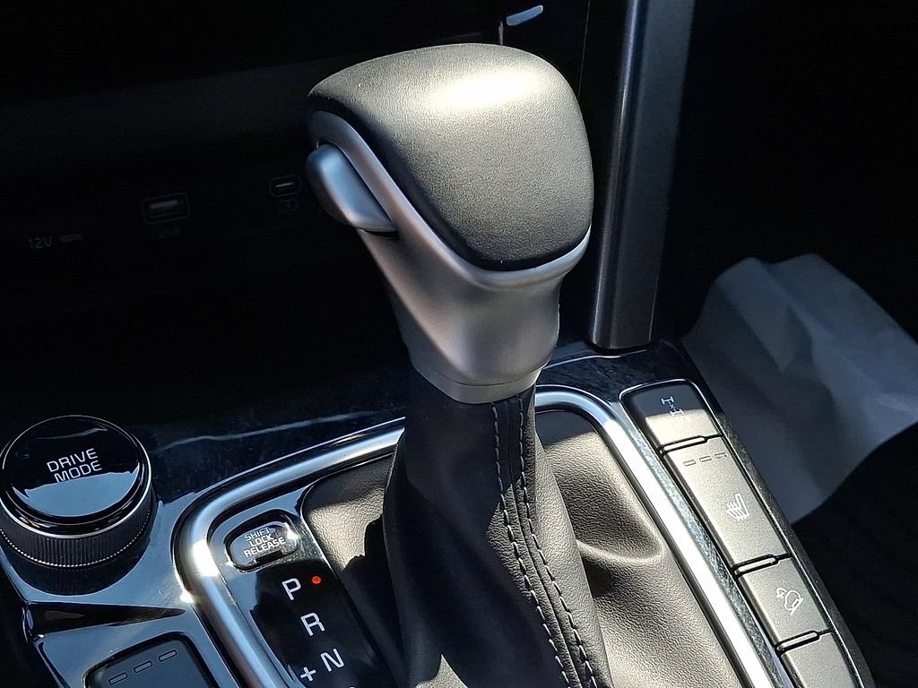 Certified 2024 Kia Seltos X-Line AWD/4WD image 20