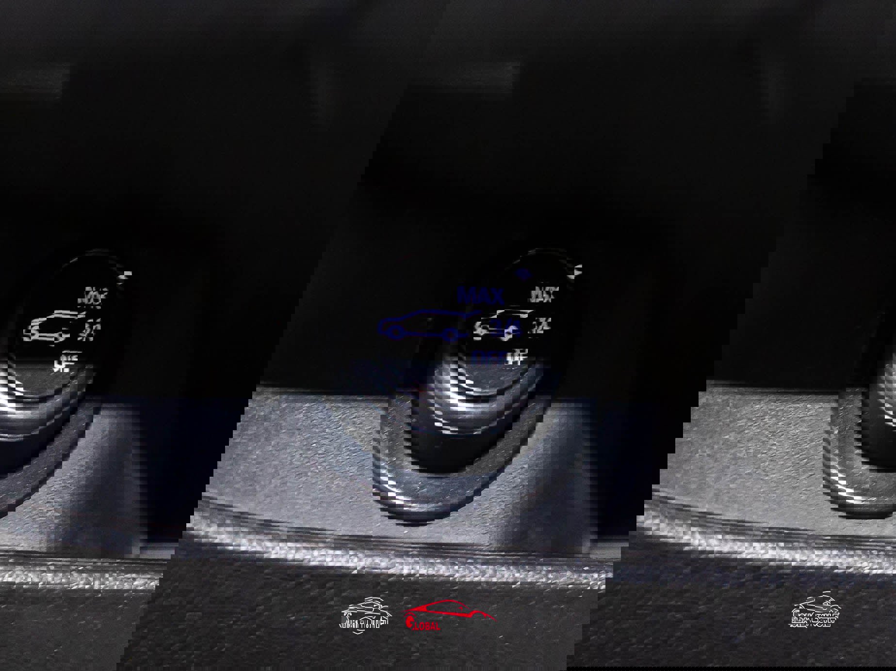 Used 2016 Cadillac SRX Premium image 46