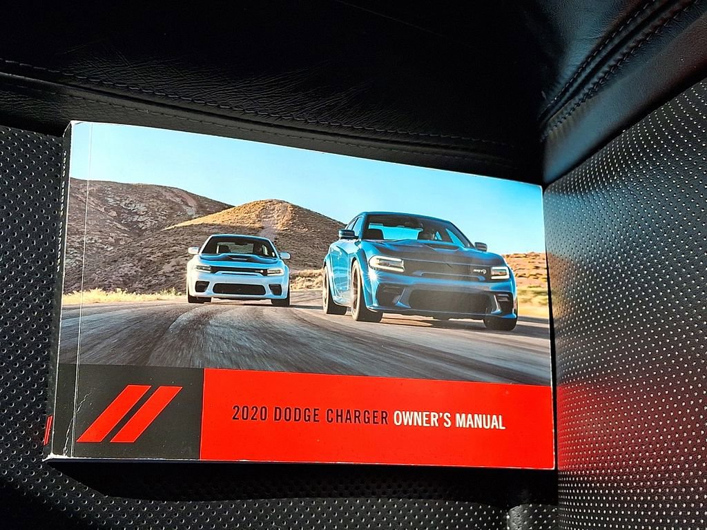 Used 2020 Dodge Charger SXT w/ Leather Interior Group image 28