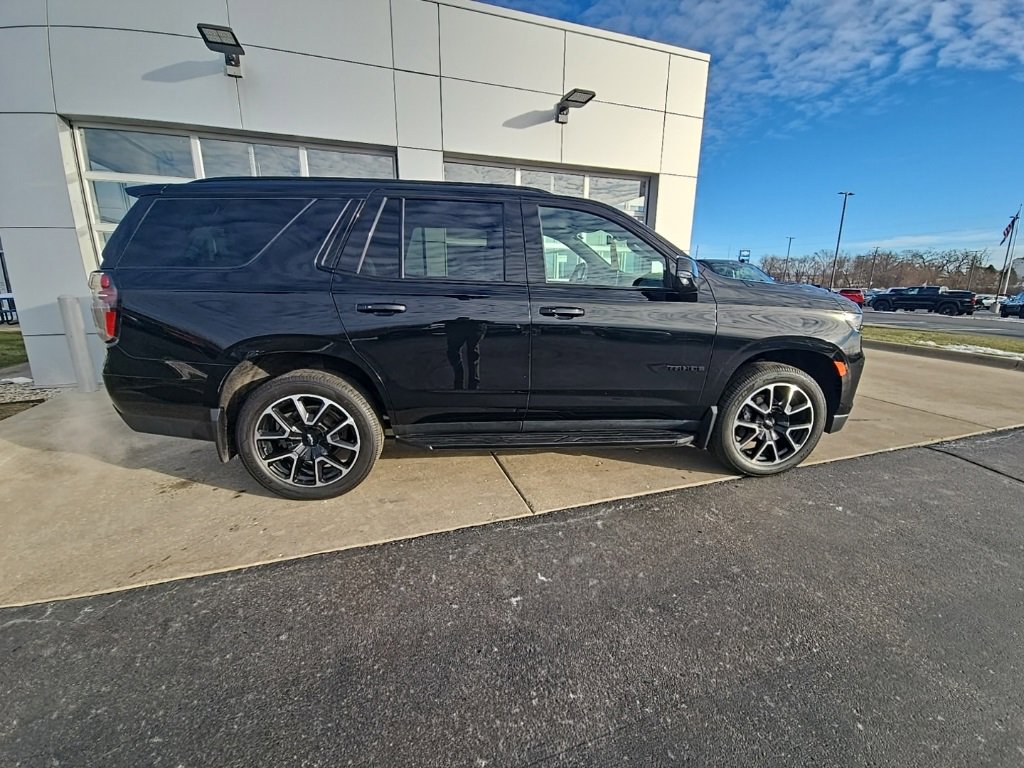 Used 2022 Chevrolet Tahoe RST w/ Luxury Package image 8