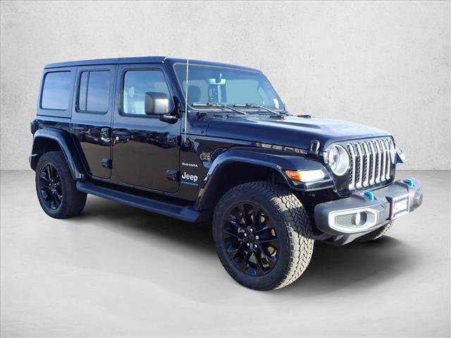 Used 2023 Jeep Wrangler Sahara w/ Cold Weather Group image 6
