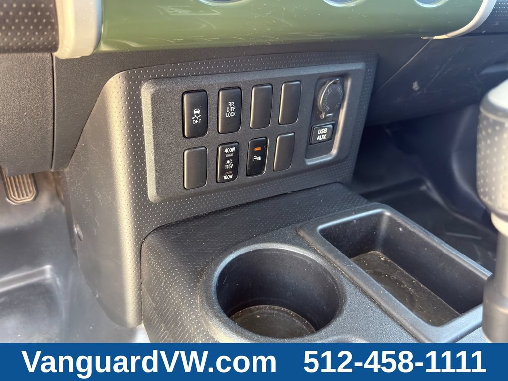 Used 2012 Toyota FJ Cruiser 2WD w/ Upgrade Pkg image 15