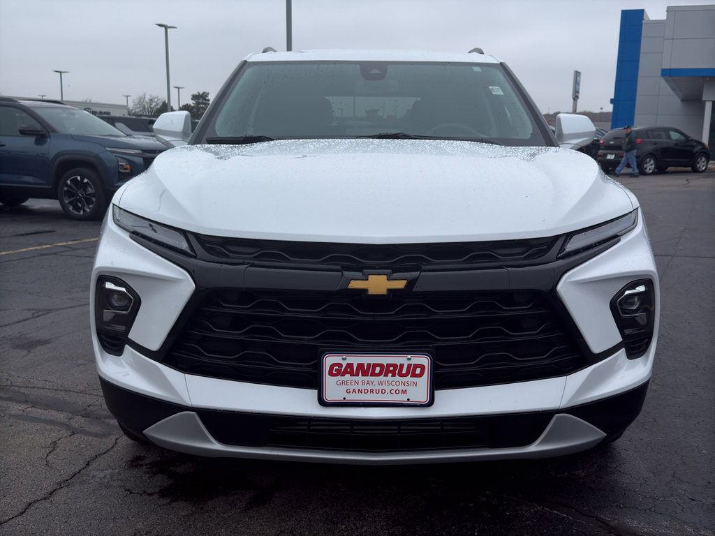 Used 2024 Chevrolet Blazer LT w/ Convenience Package image 3
