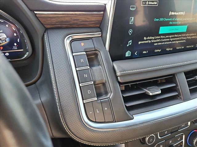 Used 2022 Chevrolet Suburban Premier RWD image 12
