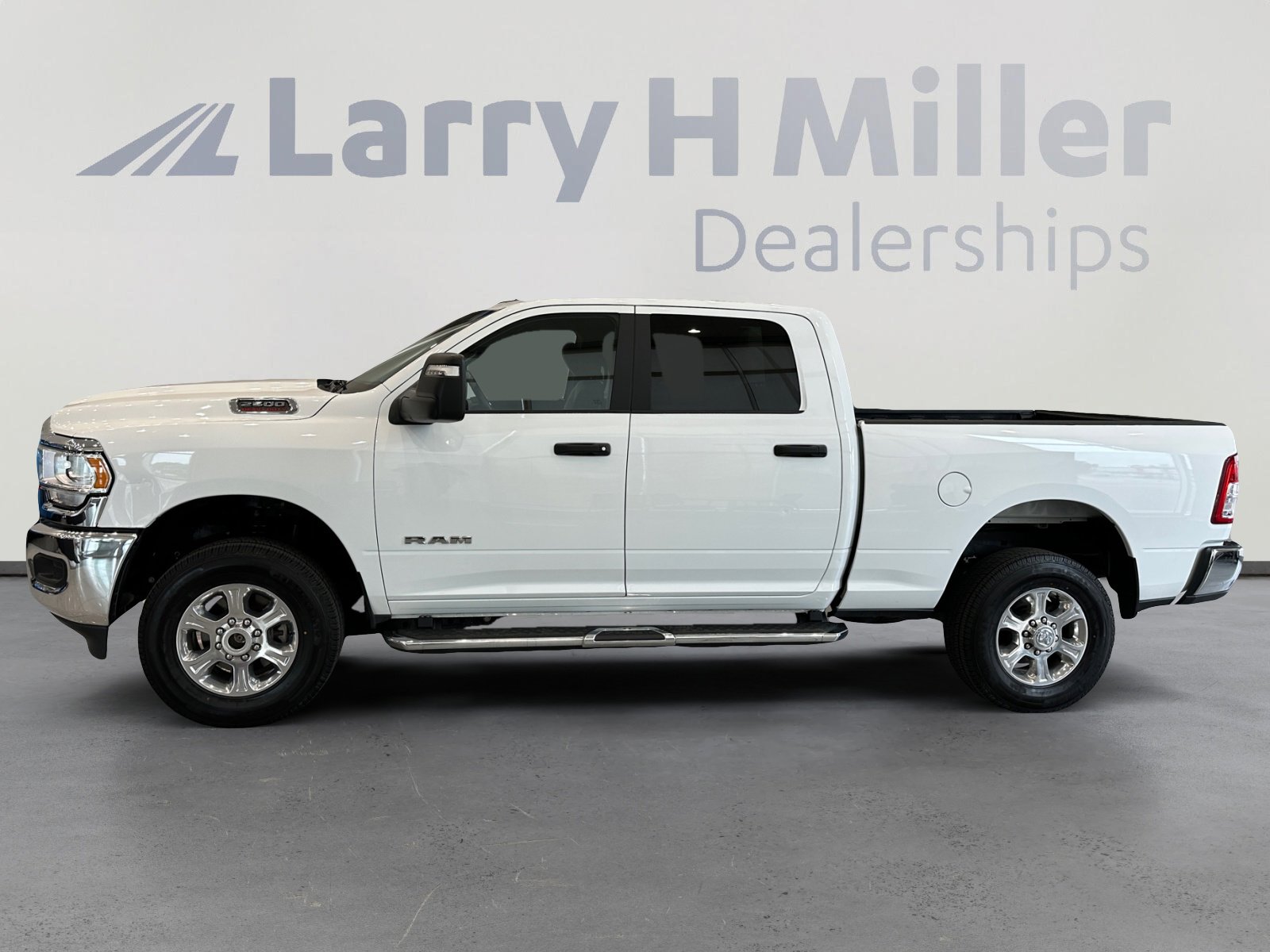 Used 2024 RAM 2500 Big Horn image 2