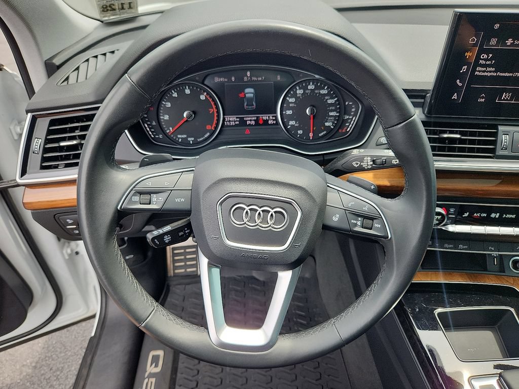 Used 2024 Audi Q5 Premium AWD/4WD image 19