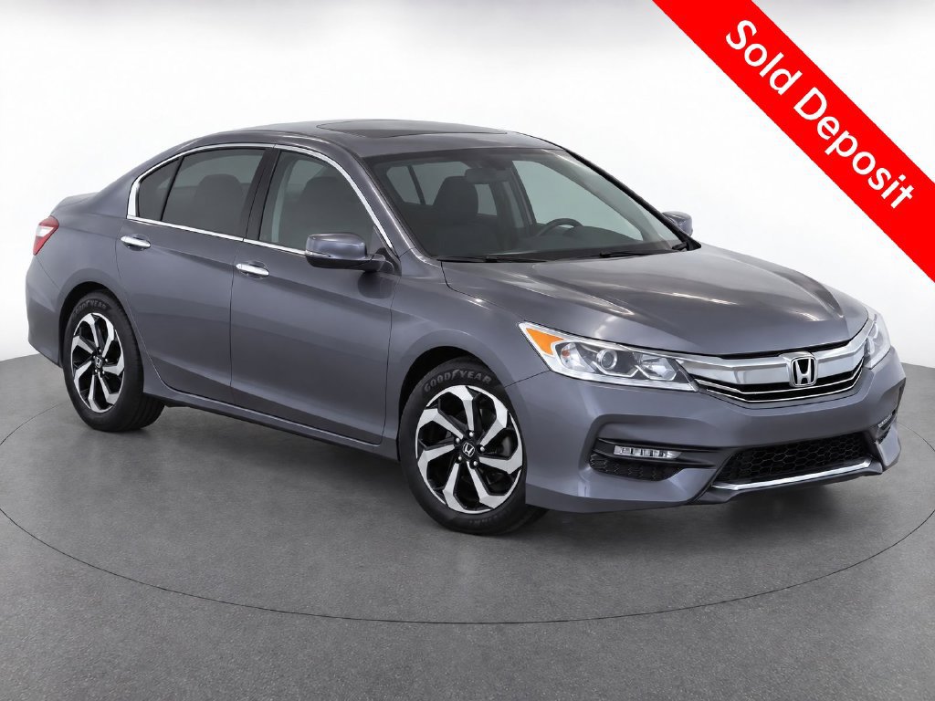 Used 2017 Honda Accord EX image 2