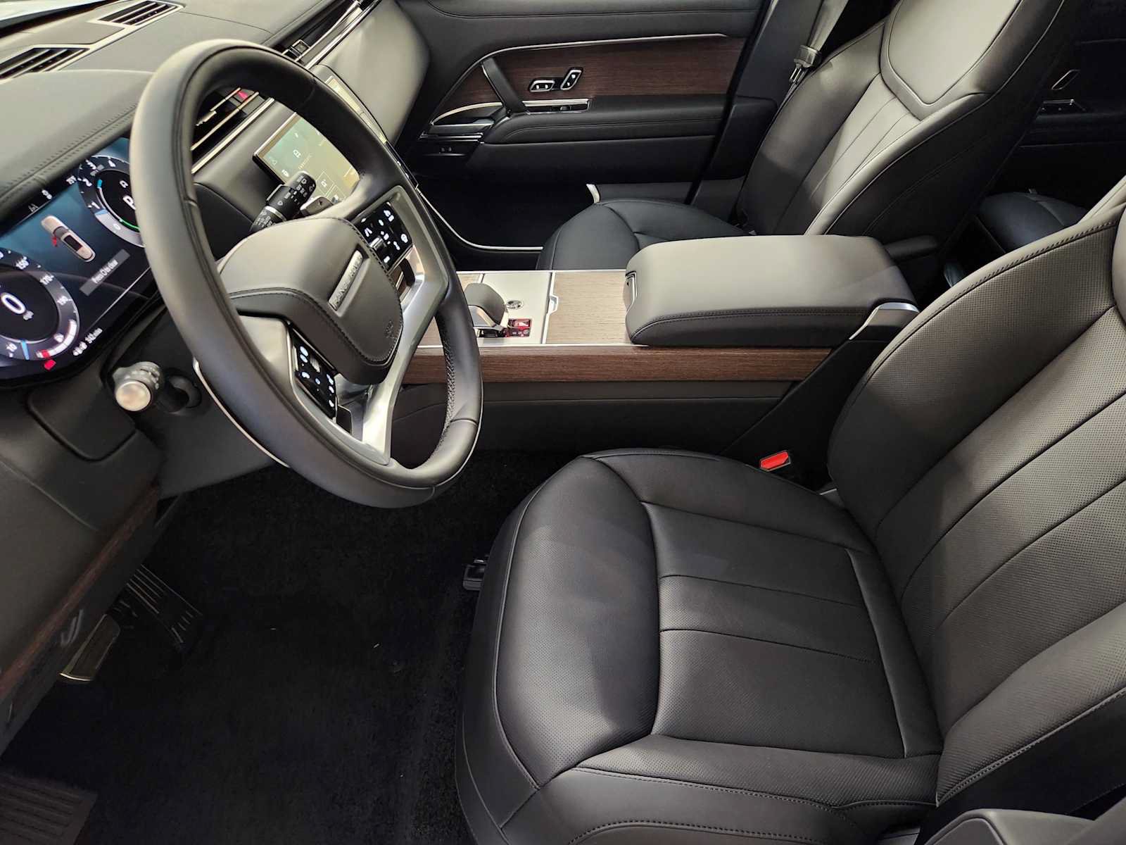 New 2026 Land Rover Range Rover SE AWD/4WD image 13