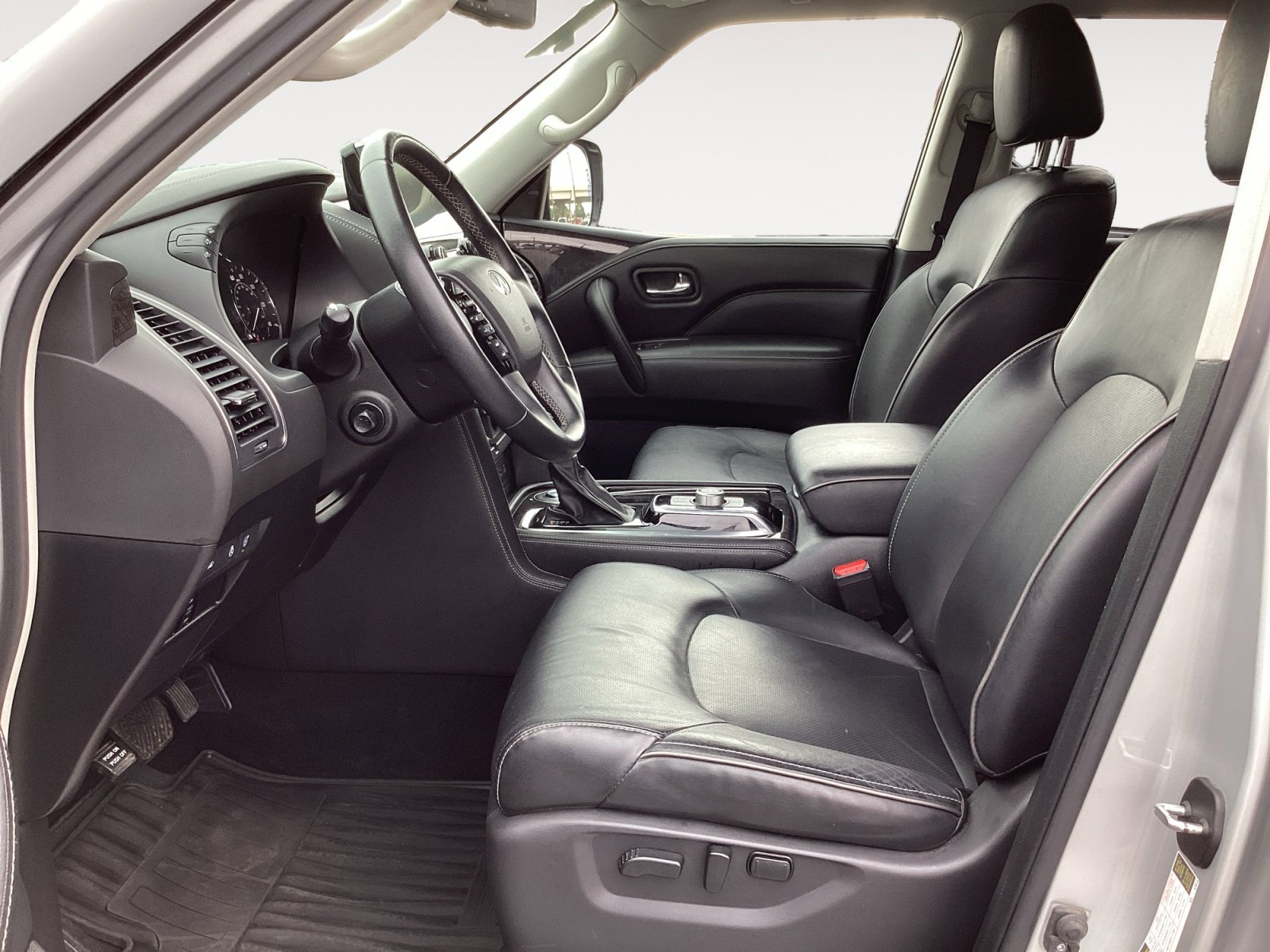 Used 2022 INFINITI QX80 Luxe w/ Cargo Package image 29