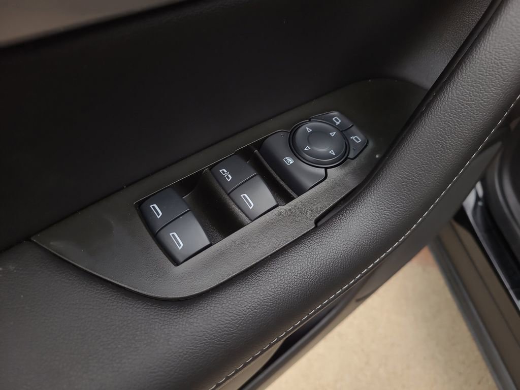 Used 2024 Chevrolet Blazer LT w/ Midnight/Sport Edition image 19