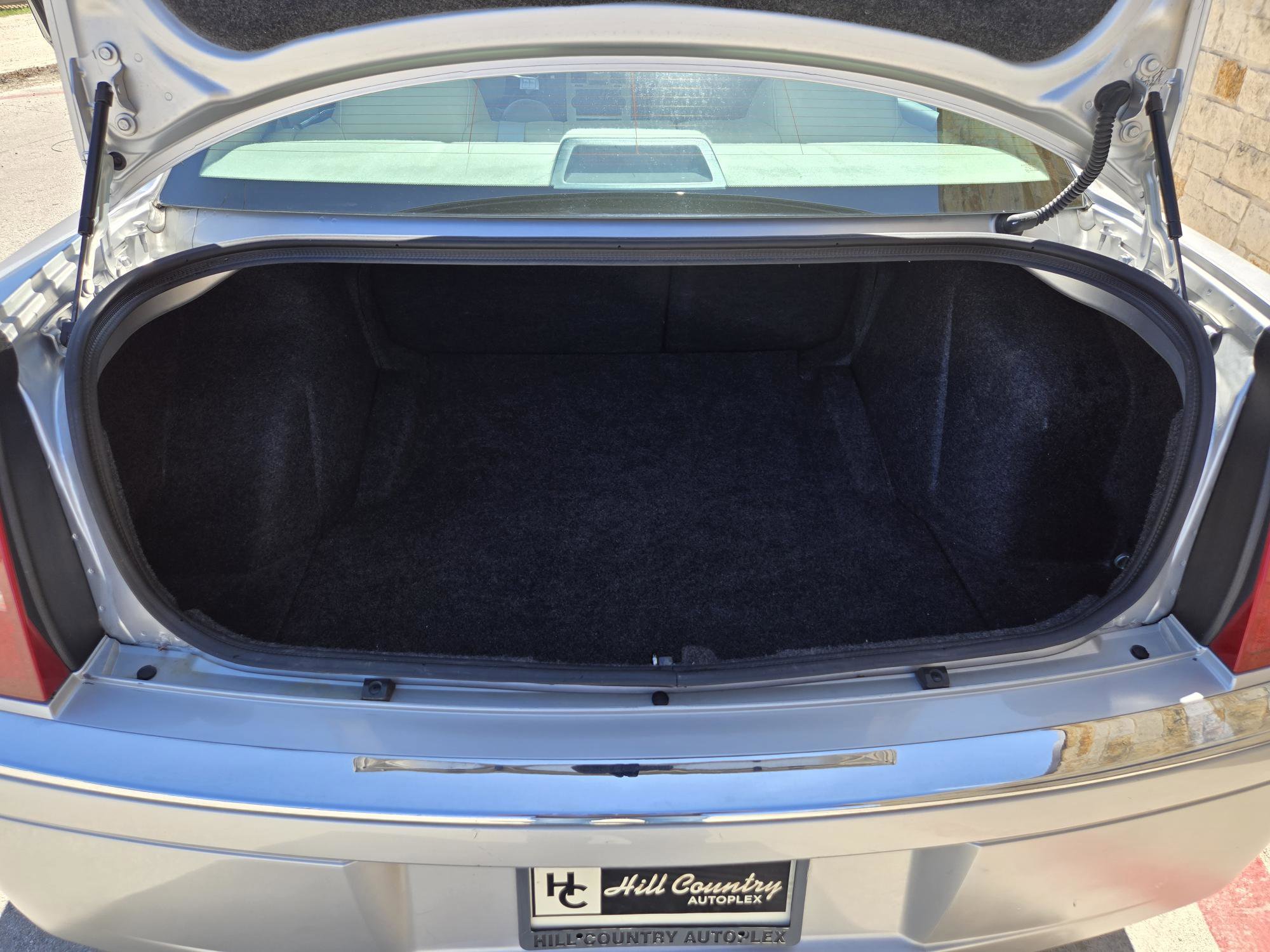 Used 2006 Chrysler 300 C image 17