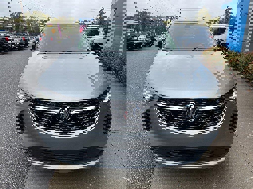 Used 2023 Buick Envision Essence w/ Sport Touring Package image 3