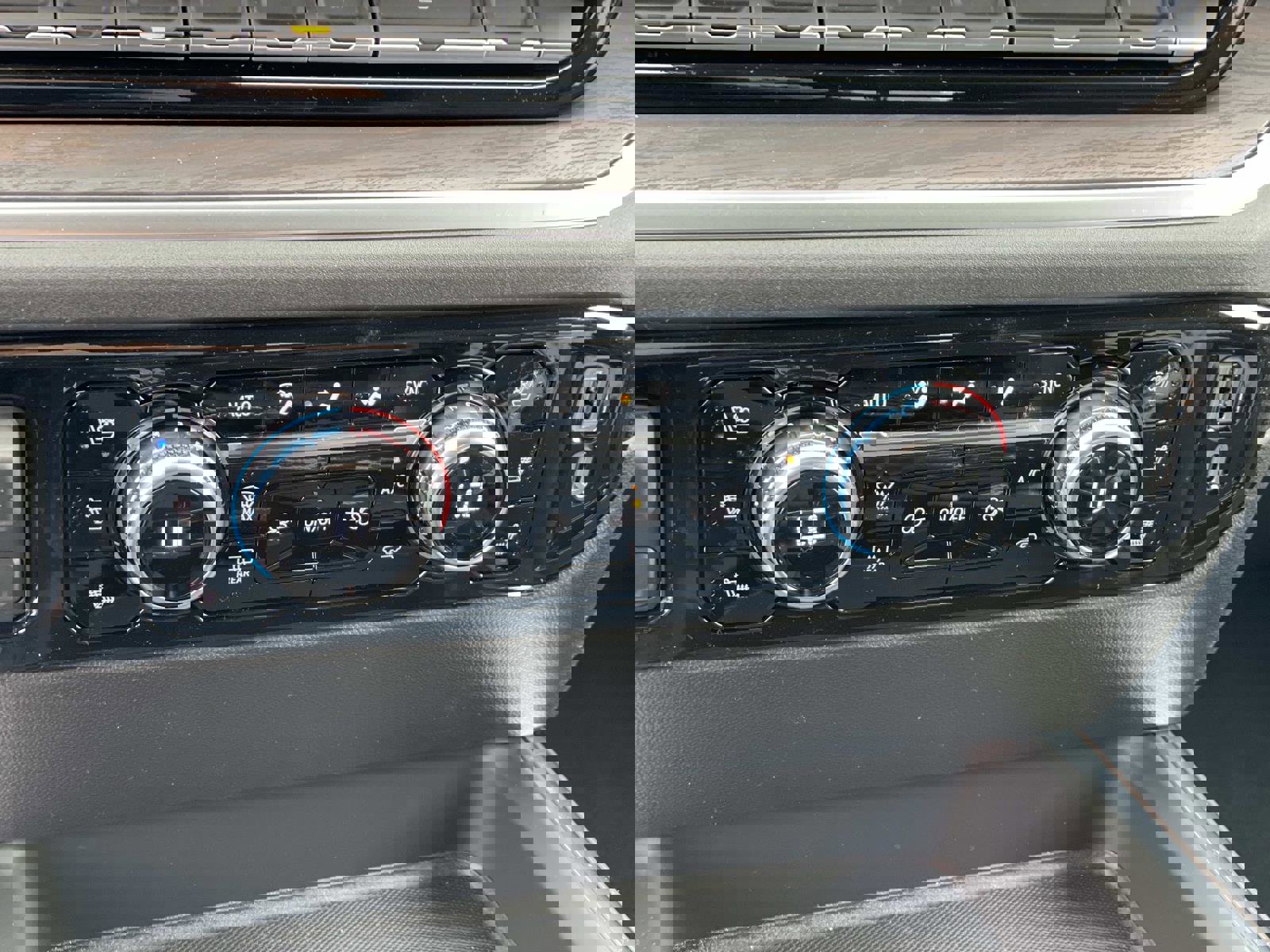 New 2026 GMC Sierra 3500 SLT w/ SLT Premium Package image 15