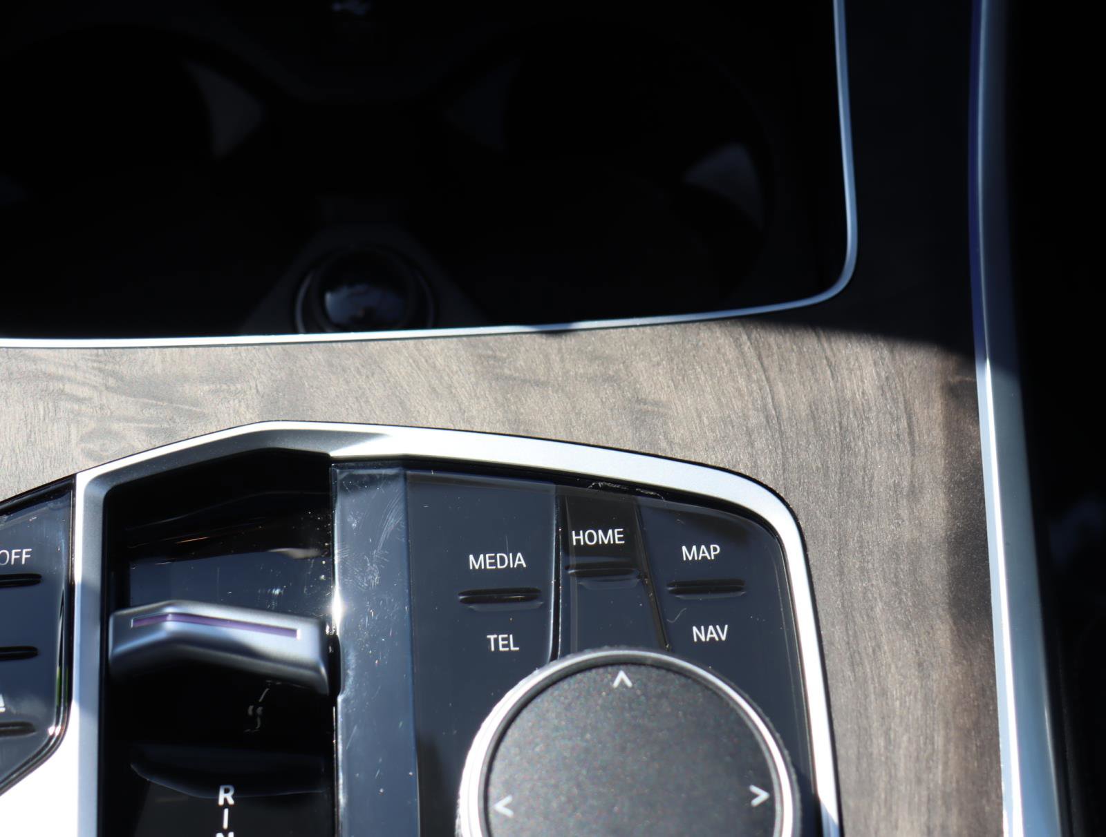 Used 2025 BMW X5 xDrive40i w/ Premium Package image 27