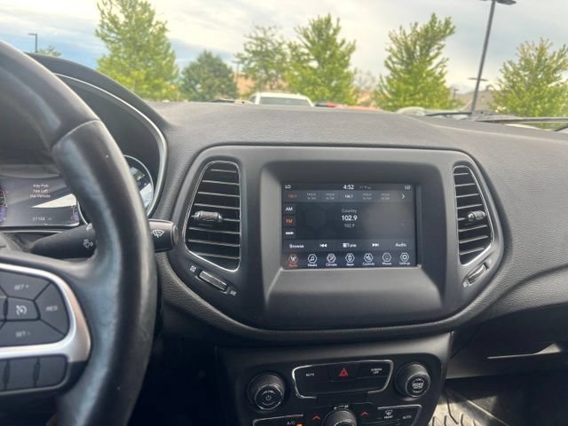 Used 2021 Jeep Compass Latitude w/ Convenience Group AWD/4WD image 12