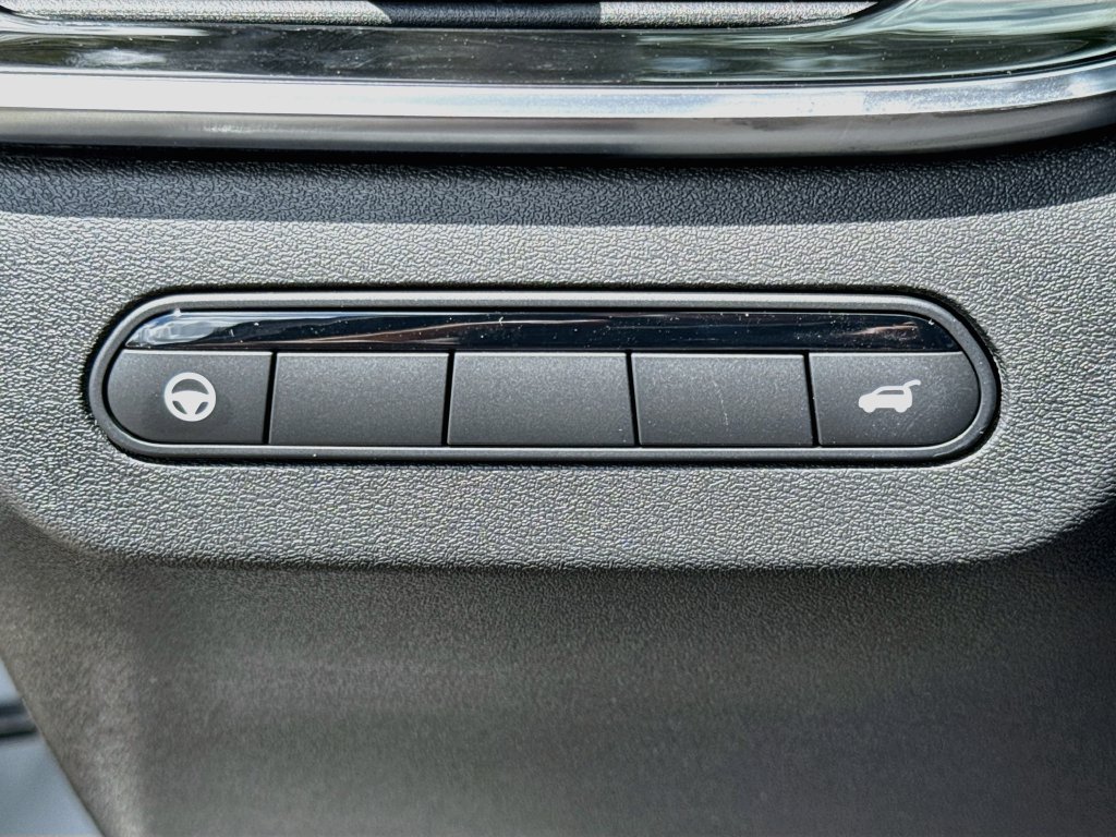 New 2027 INFINITI QX60 Luxe w/ Cargo Package FWD image 10
