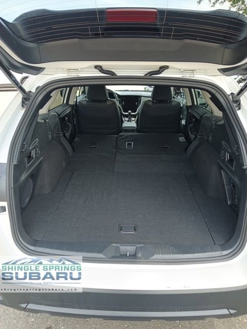 Certified 2025 Subaru Outback Onyx Edition AWD/4WD image 36