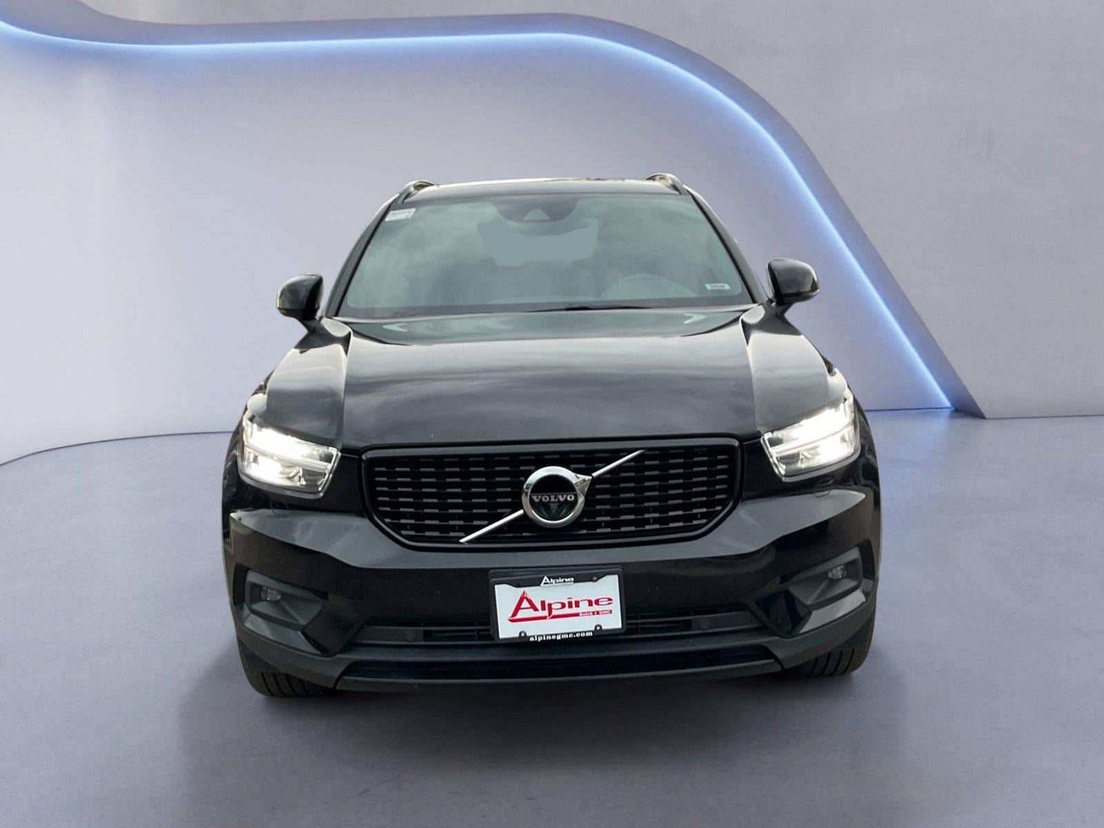 Used 2021 Volvo XC40 T5 R-Design AWD/4WD image 8