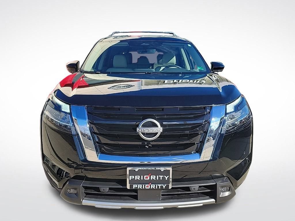 Used 2024 Nissan Pathfinder SL image 8