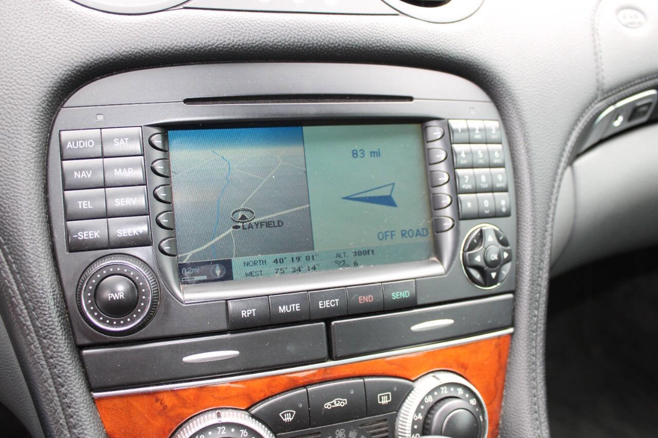 Used 2005 Mercedes-Benz SL 500 w/ AMG Sport Pkg image 23