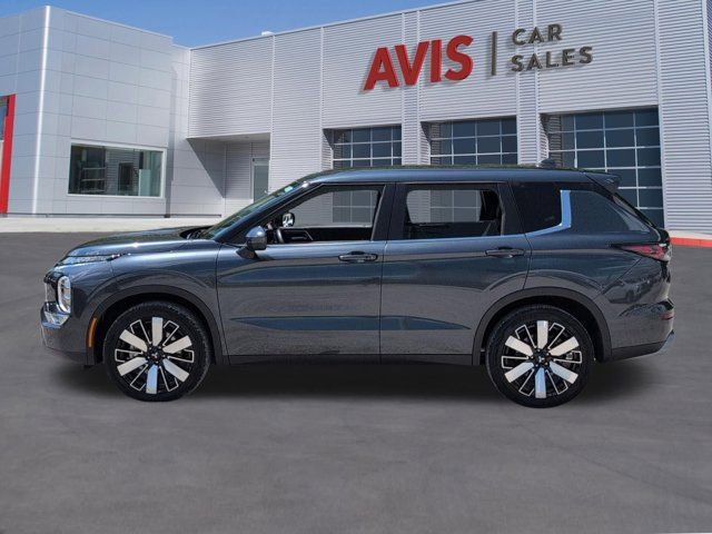 Used 2025 Mitsubishi Outlander SE FWD image 10