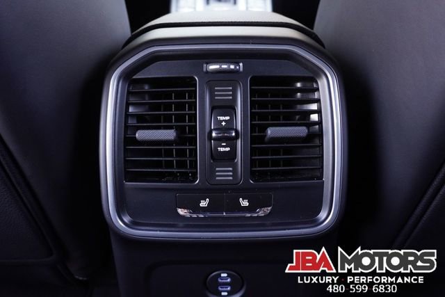 Used 2020 Porsche Macan S image 37