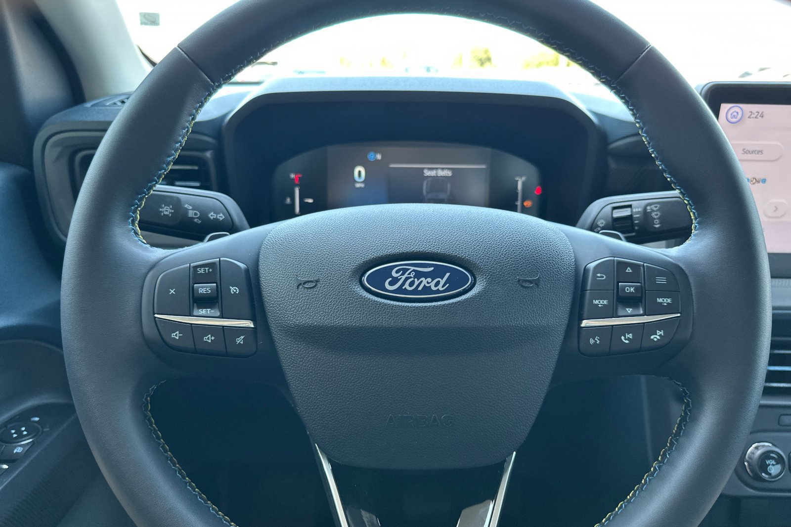 Used 2025 Ford Maverick Lobo AWD/4WD image 22