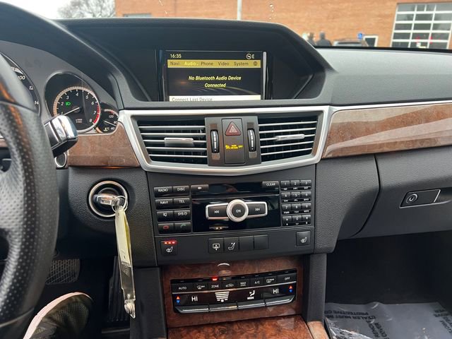 Used 2012 Mercedes-Benz E 350 4MATIC Sedan image 25