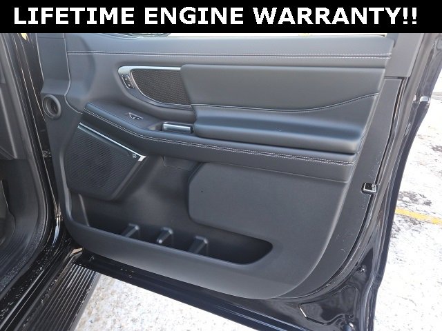 New 2026 Ford Expedition Platinum image 34