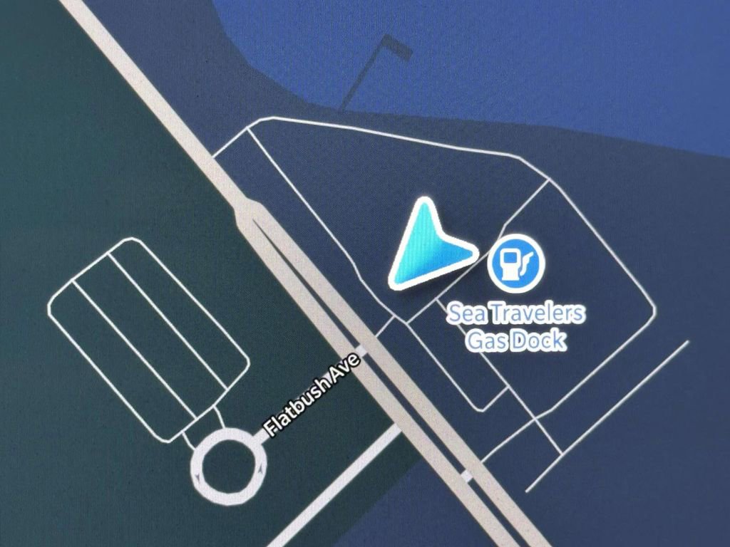 Used 2023 Jeep Grand Cherokee Limited w/ Black Appearance Package image 32