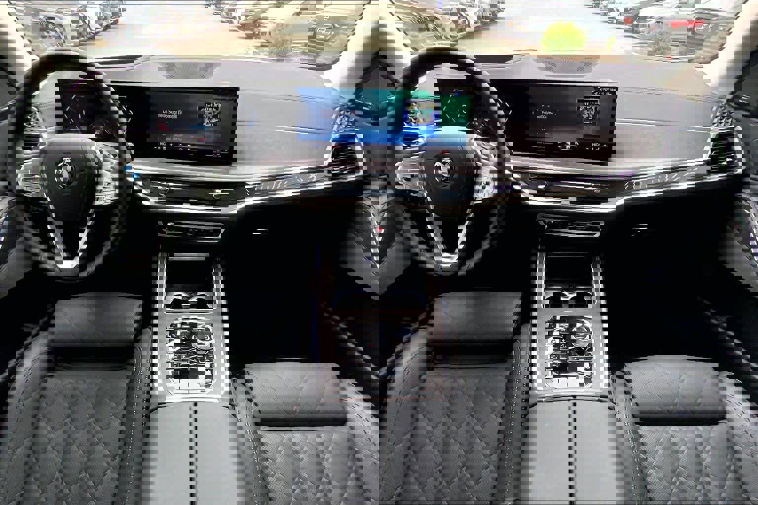 Used 2024 BMW X7 xDrive40i w/ Executive Package image 14