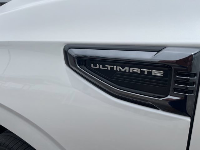 Used 2025 GMC Yukon XL Denali Ultimate w/ LPO, Floor Liner Package AWD/4WD image 13