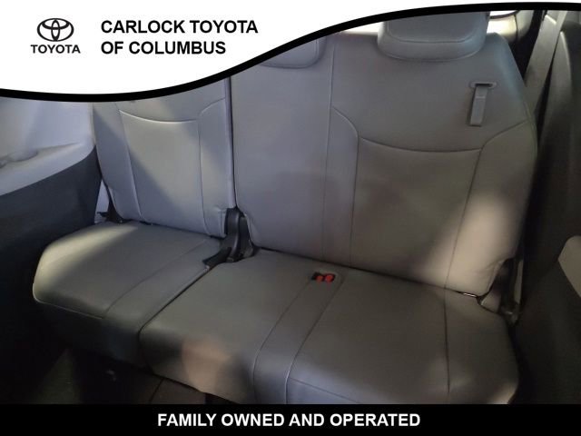 Used 2024 Toyota Sienna XLE FWD image 15