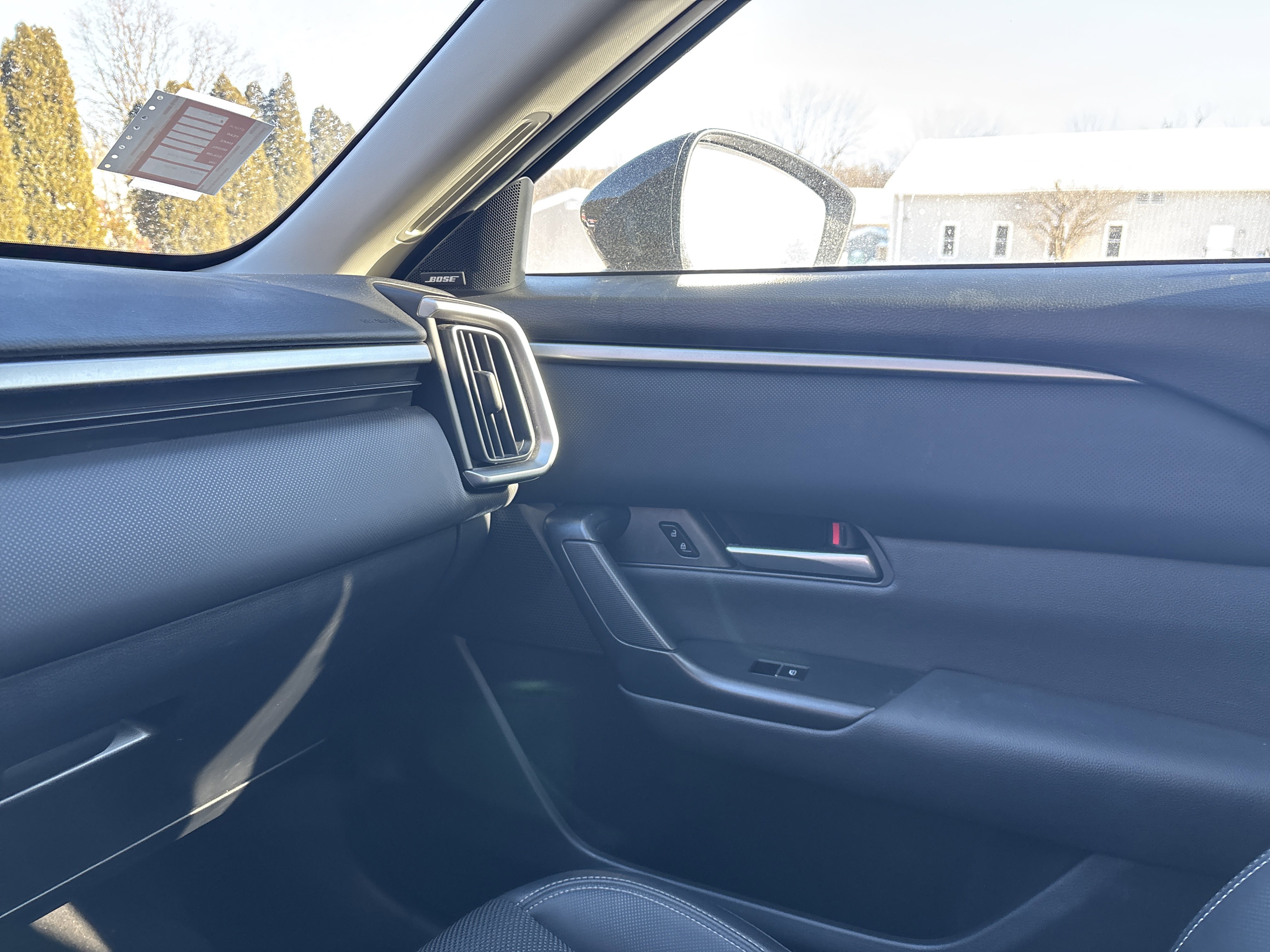 Used 2025 MAZDA CX-50 AWD 2.5 S w/ Premium Package image 23