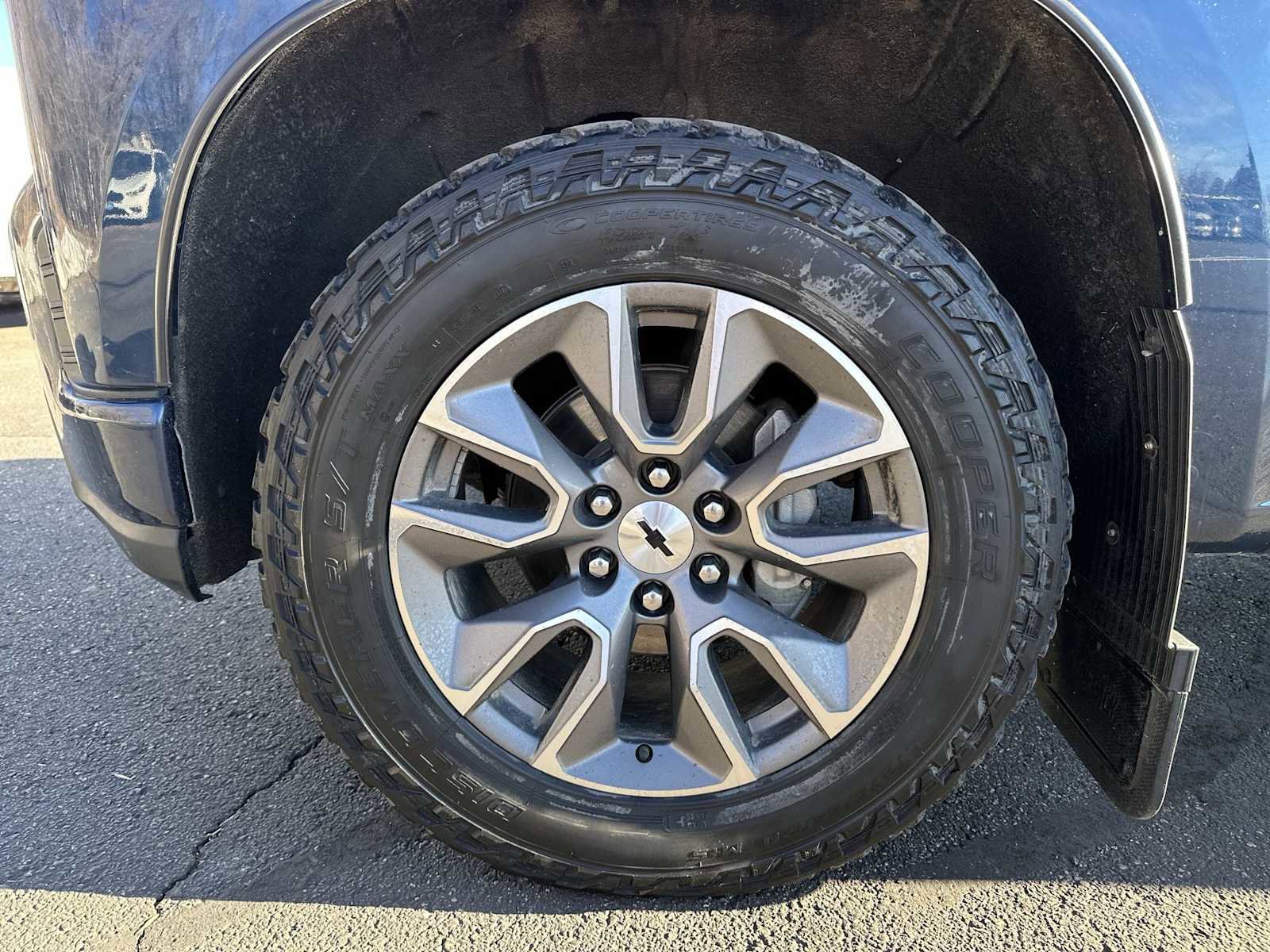 Used 2019 Chevrolet Silverado 1500 RST image 18