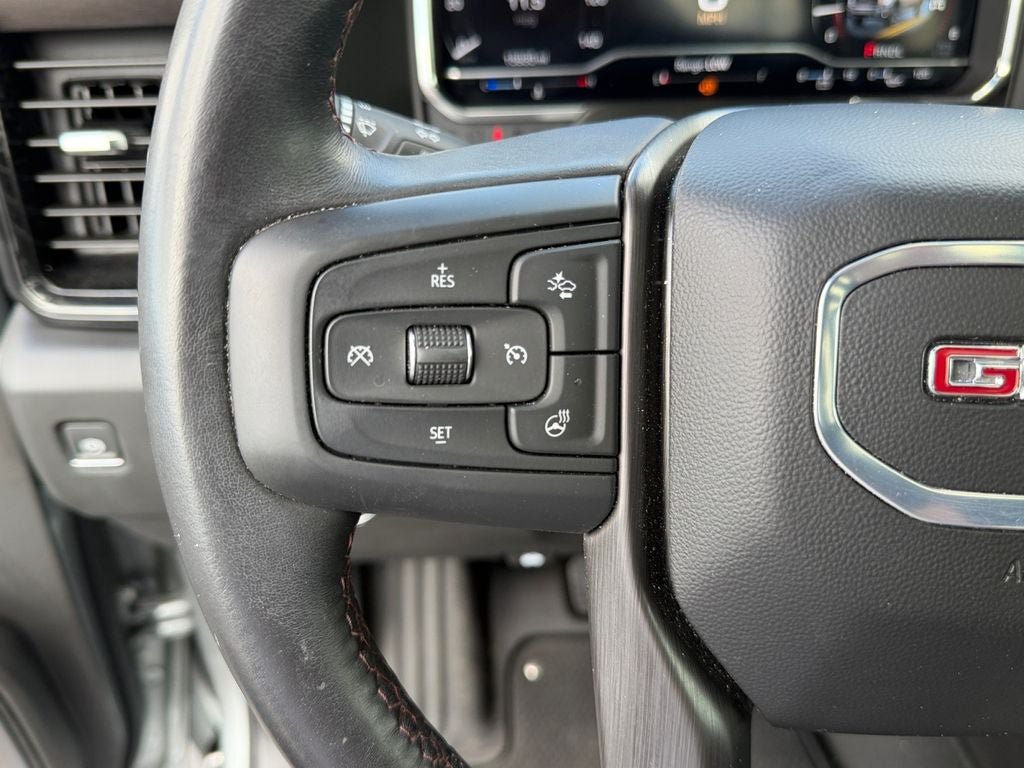 Used 2025 GMC Sierra 2500 AT4X AWD/4WD image 15