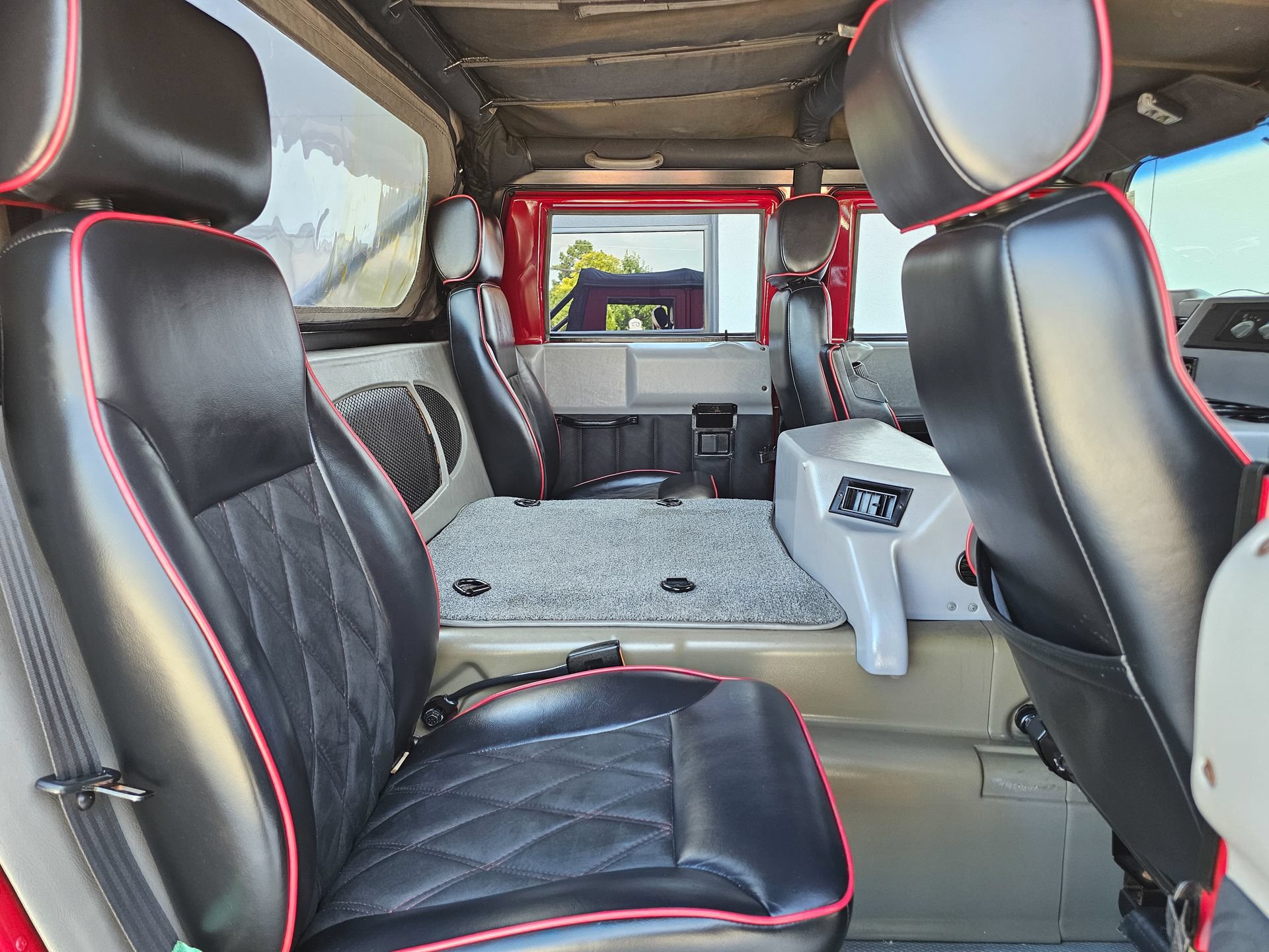 Used 1998 HUMMER H1 4-Door Open Top AWD/4WD image 4