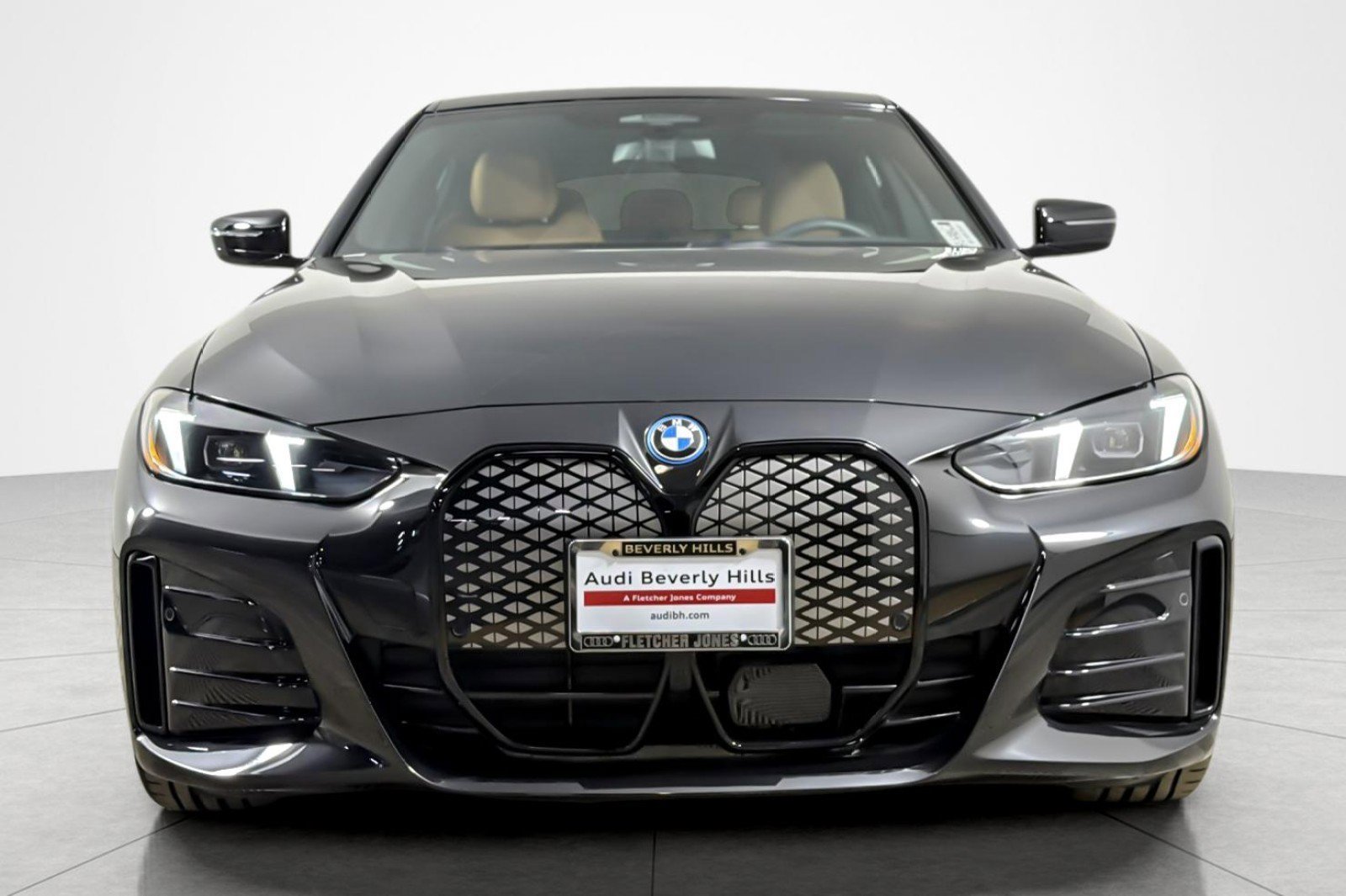 Used 2025 BMW i4 eDrive40 RWD image 8
