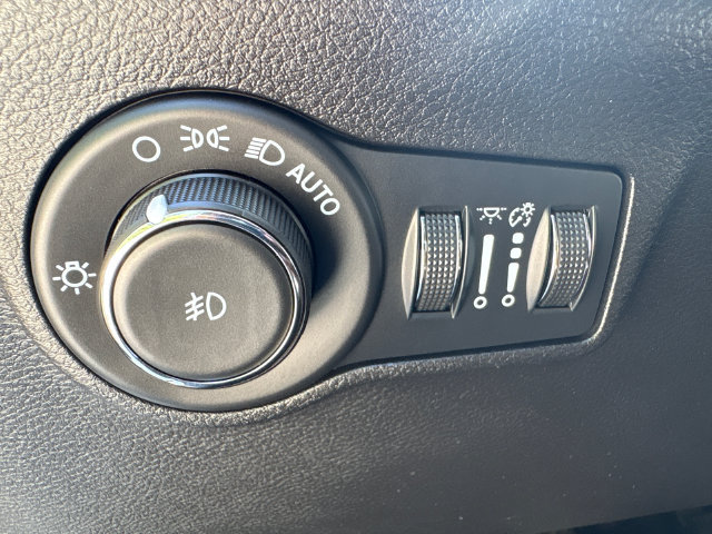 Used 2023 Jeep Compass Limited AWD/4WD image 24