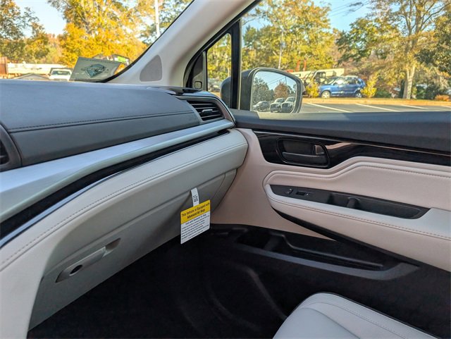 New 2026 Honda Odyssey Touring image 23