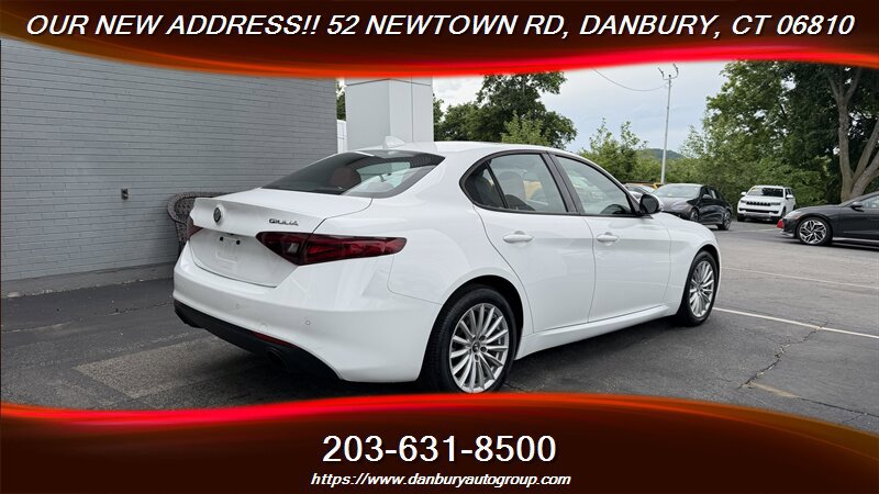 Used 2022 Alfa Romeo Giulia Sprint AWD/4WD image 5