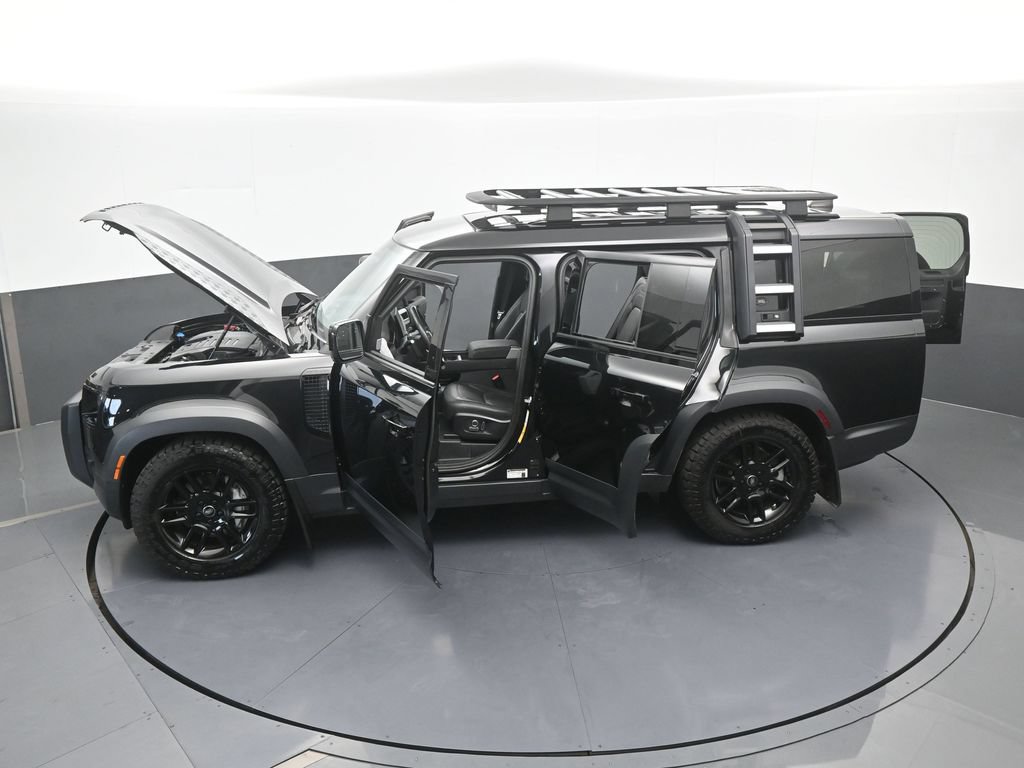 Used 2023 Land Rover Defender 130 SE AWD/4WD image 71