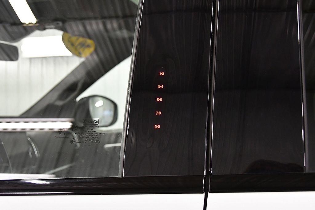 Used 2025 Ford Expedition Platinum w/ Stealth Appearance Package AWD/4WD image 13