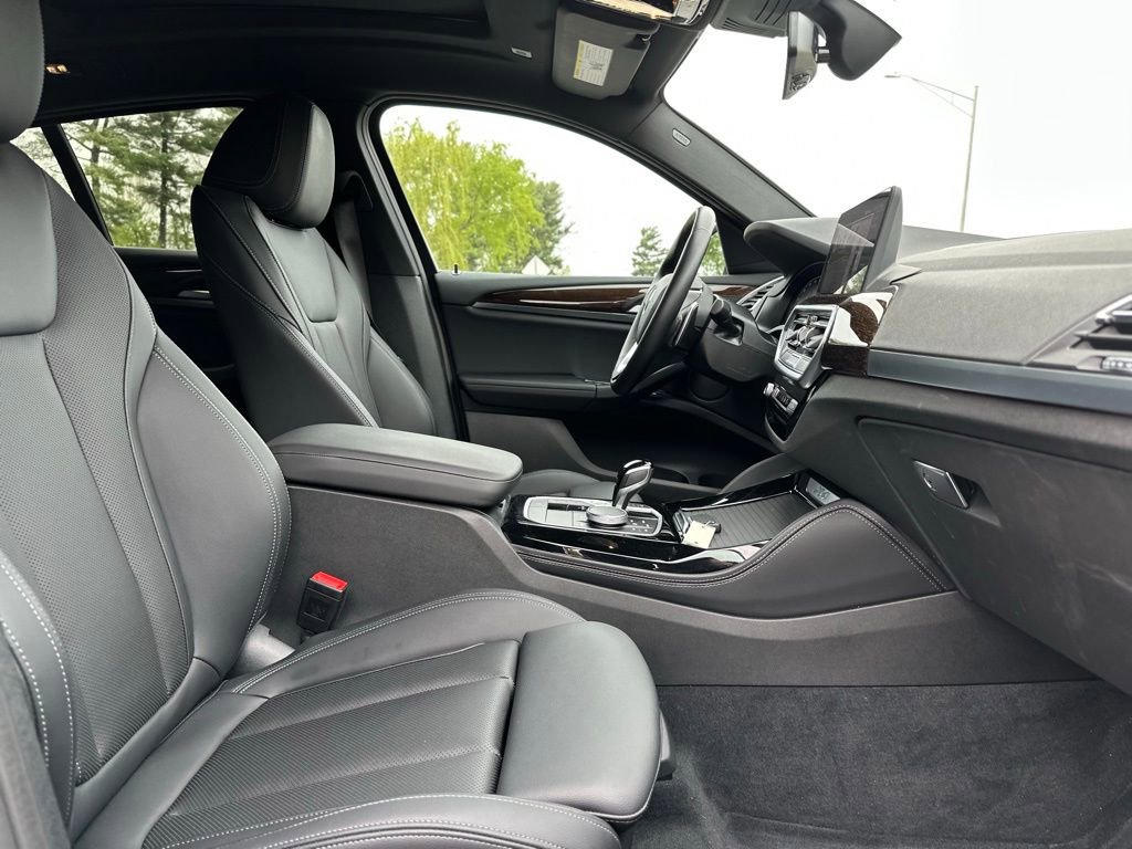 Certified 2023 BMW X4 xDrive30i w/ Premium Package AWD/4WD image 24