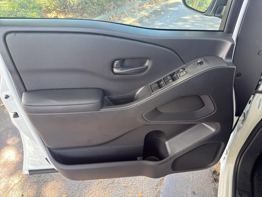 New 2026 Nissan Frontier SV image 18