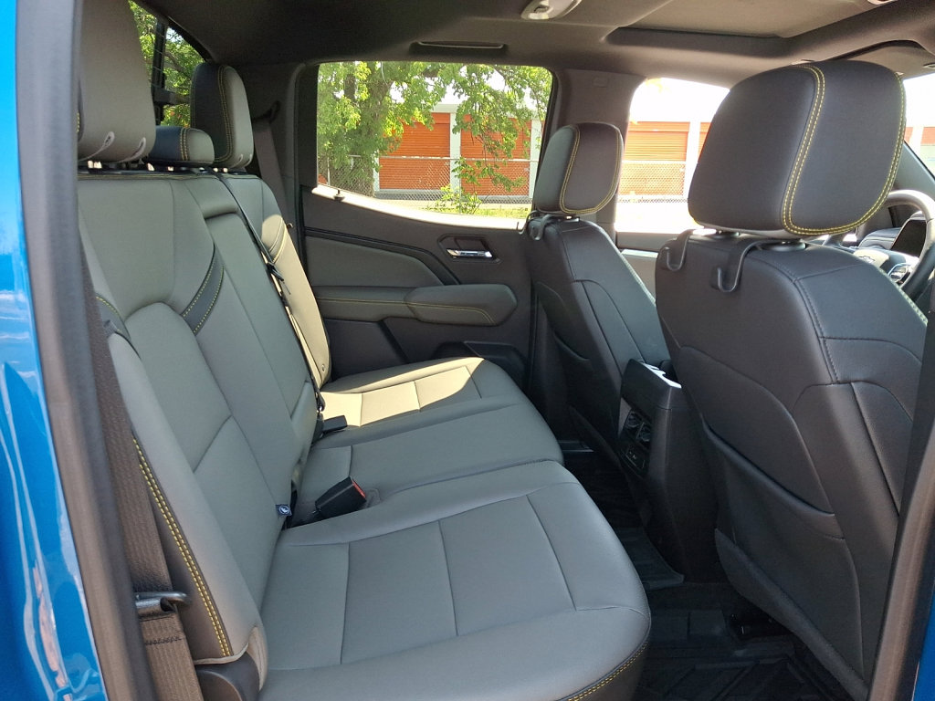 Used 2024 Chevrolet Colorado ZR2 w/ ZR2 Bison Edition AWD/4WD image 15