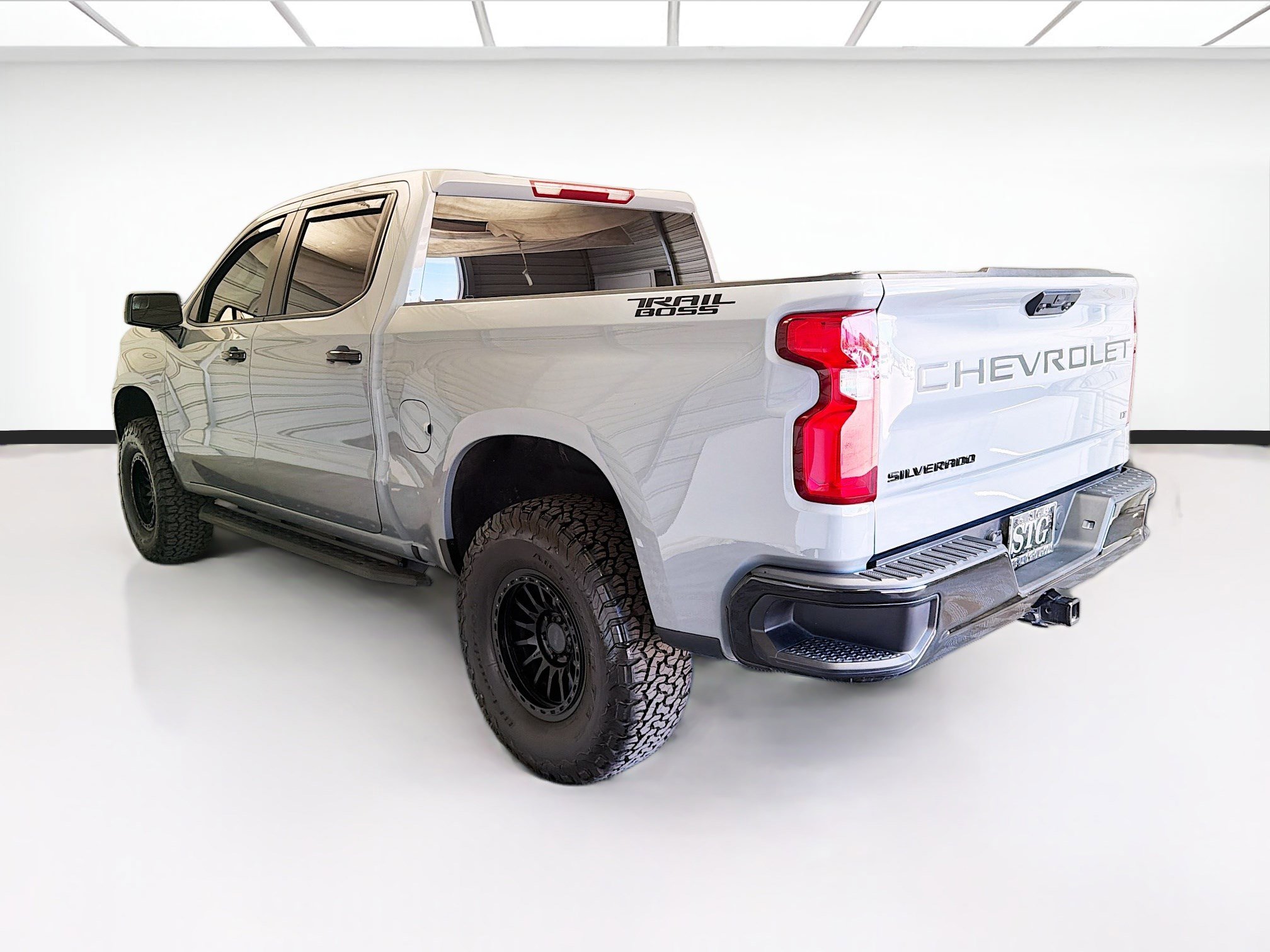 Used 2024 Chevrolet Silverado 1500 LT Trail Boss w/ Protection Package AWD/4WD image 6