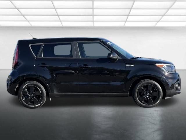 Used 2017 Kia Soul FWD image 9